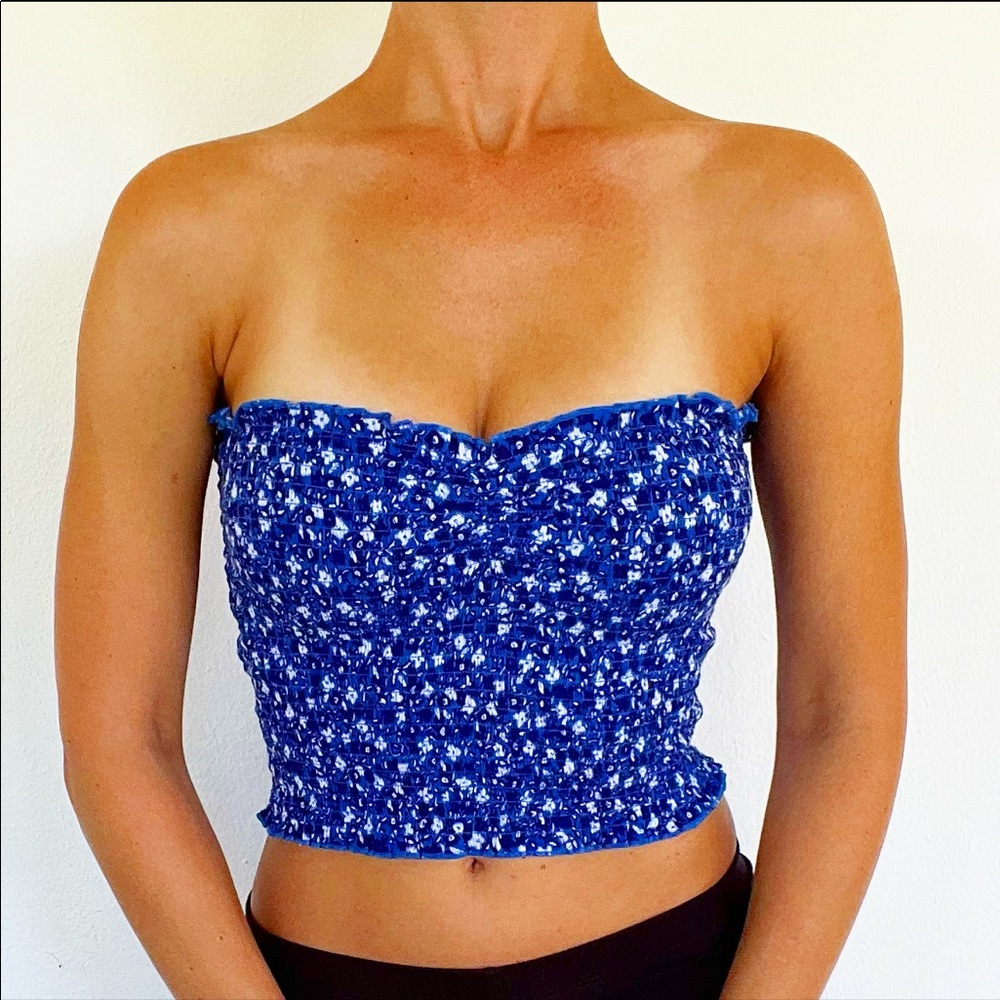 Aerie blue floral smocked elastic cropped tube top size small